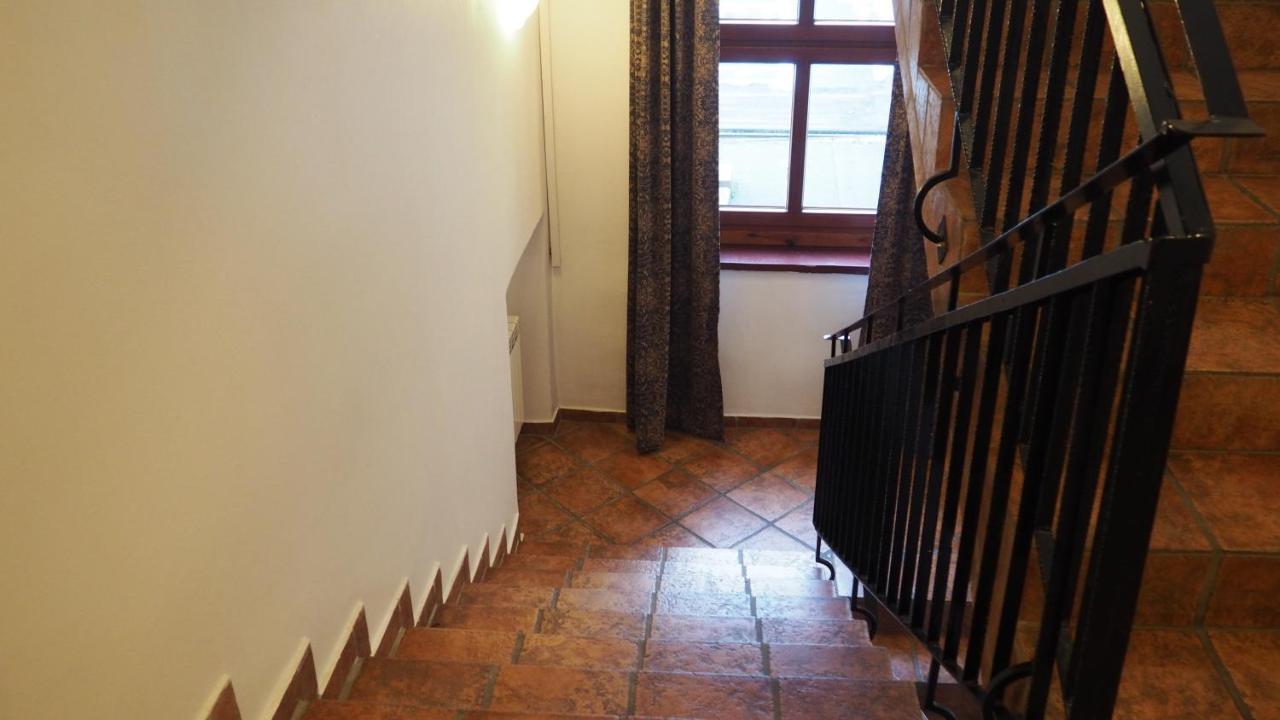 Hostel Mlotek I Perlik Tarnowskie Góry 外观 照片