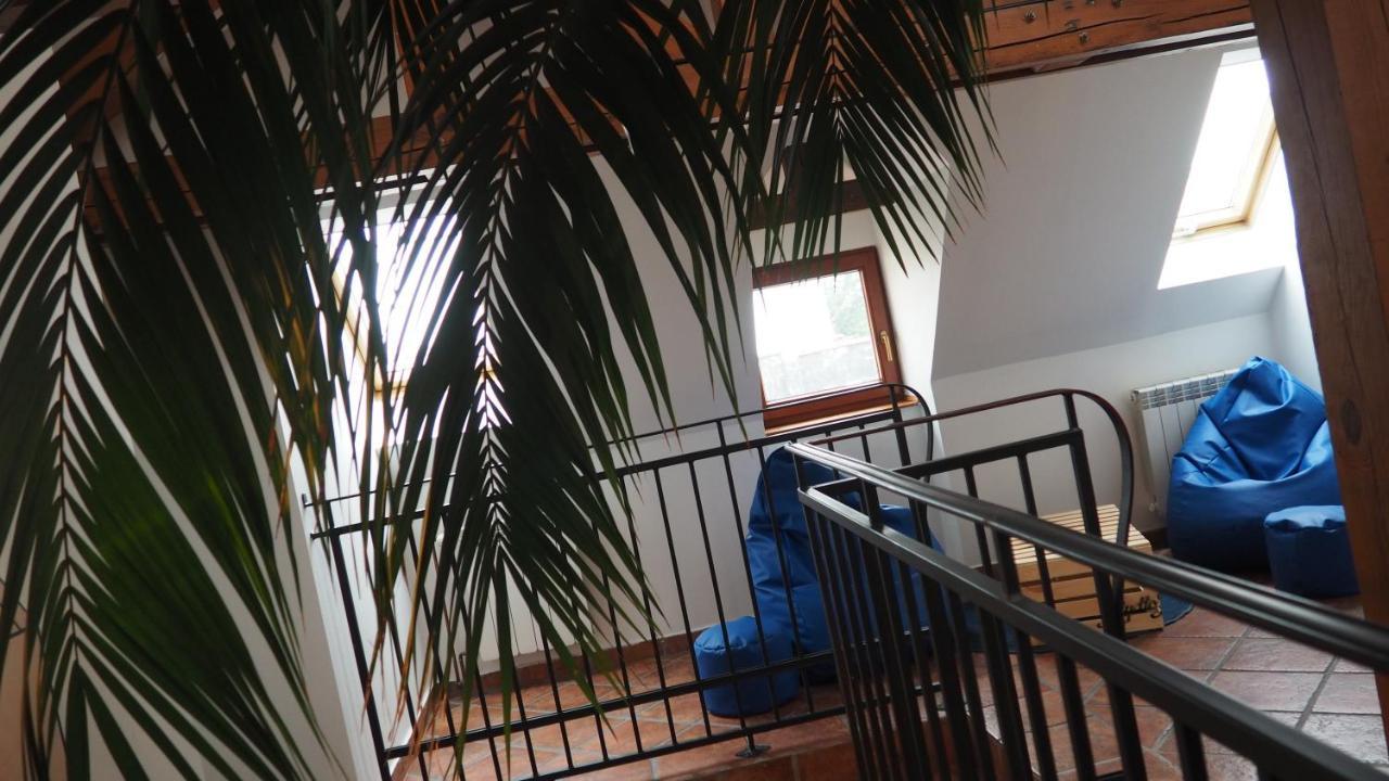 Hostel Mlotek I Perlik Tarnowskie Góry 外观 照片