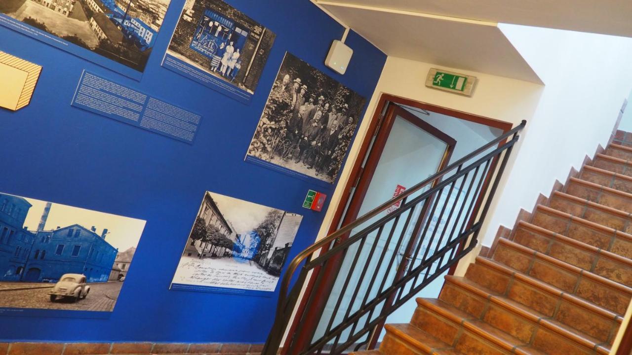 Hostel Mlotek I Perlik Tarnowskie Góry 外观 照片