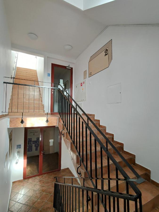Hostel Mlotek I Perlik Tarnowskie Góry 外观 照片