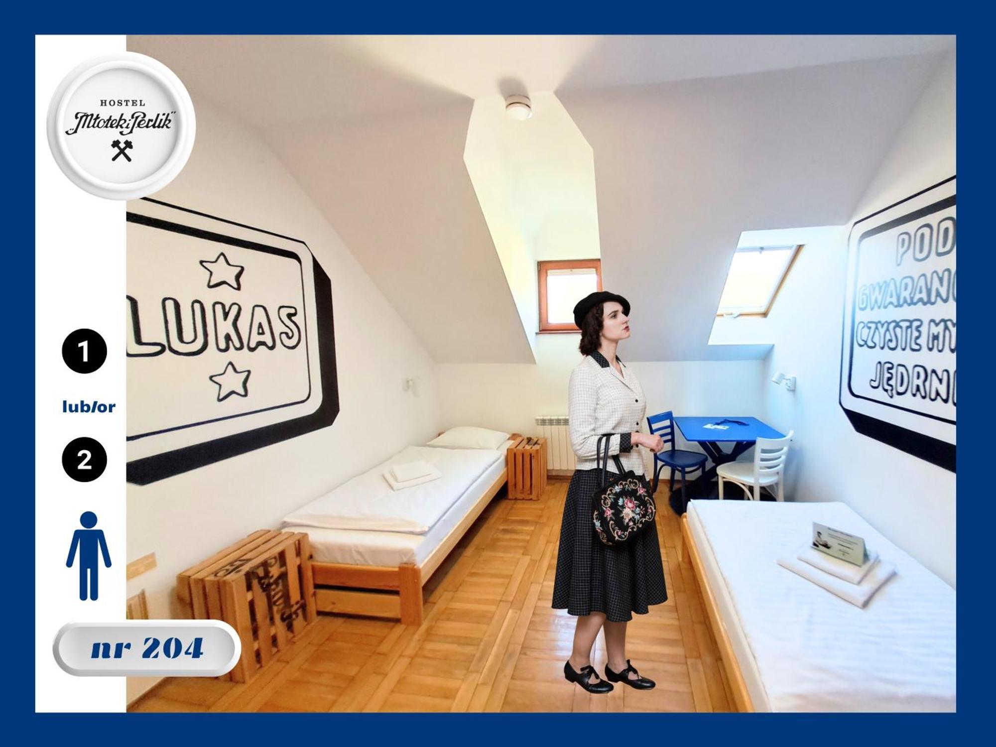 Hostel Mlotek I Perlik Tarnowskie Góry 外观 照片